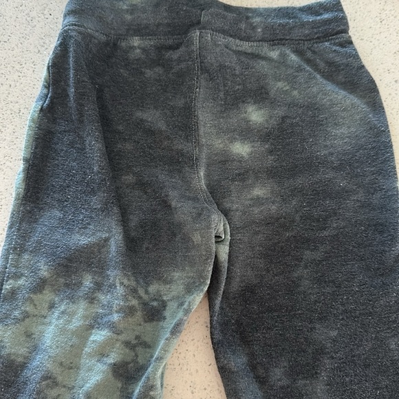 Kids Old Navy Pant - Picture 3 of 4